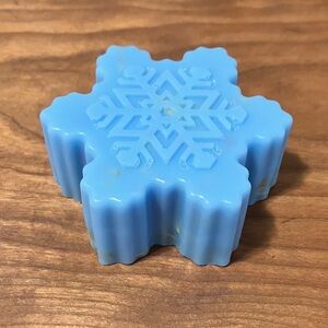 Vanilla Goats Milk Soap, w/ Oatmeal. Handmade.